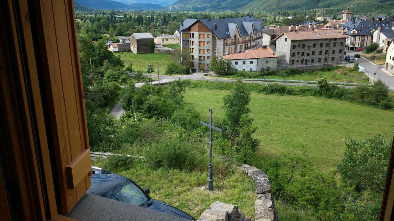 Casa Rural Pirineo Aragones Pension Biescas  Buitenkant foto